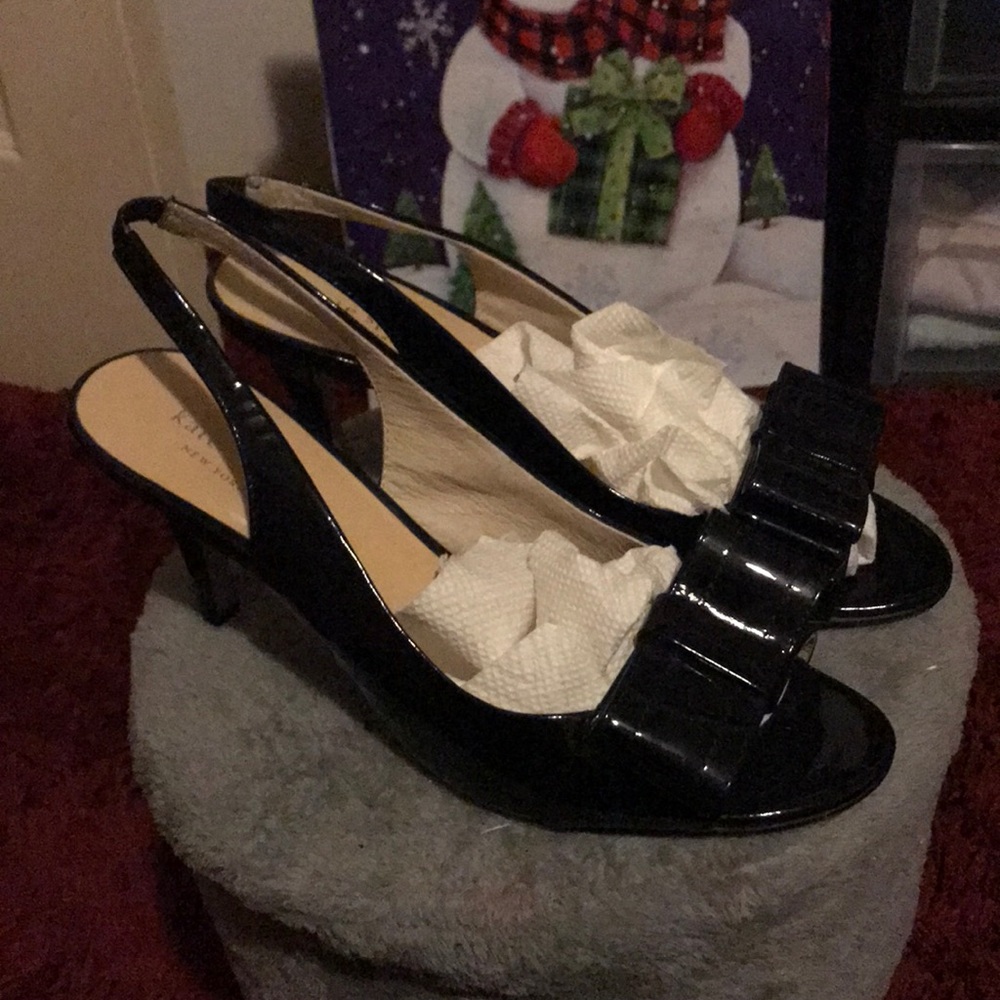 KATE SPADE BOW PARTY HEELS SIZE 9m